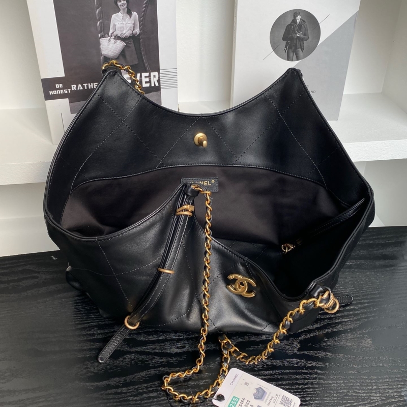 Ch**el shopping bags